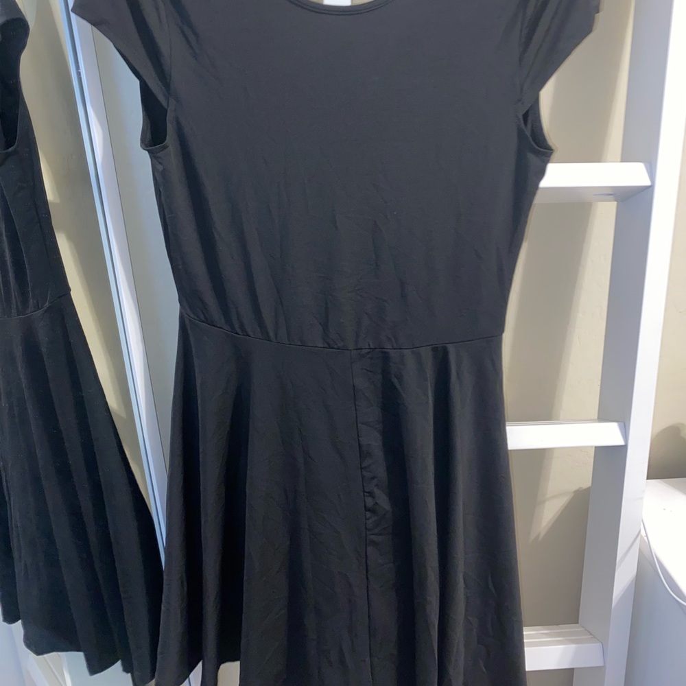 black dress, US size large.